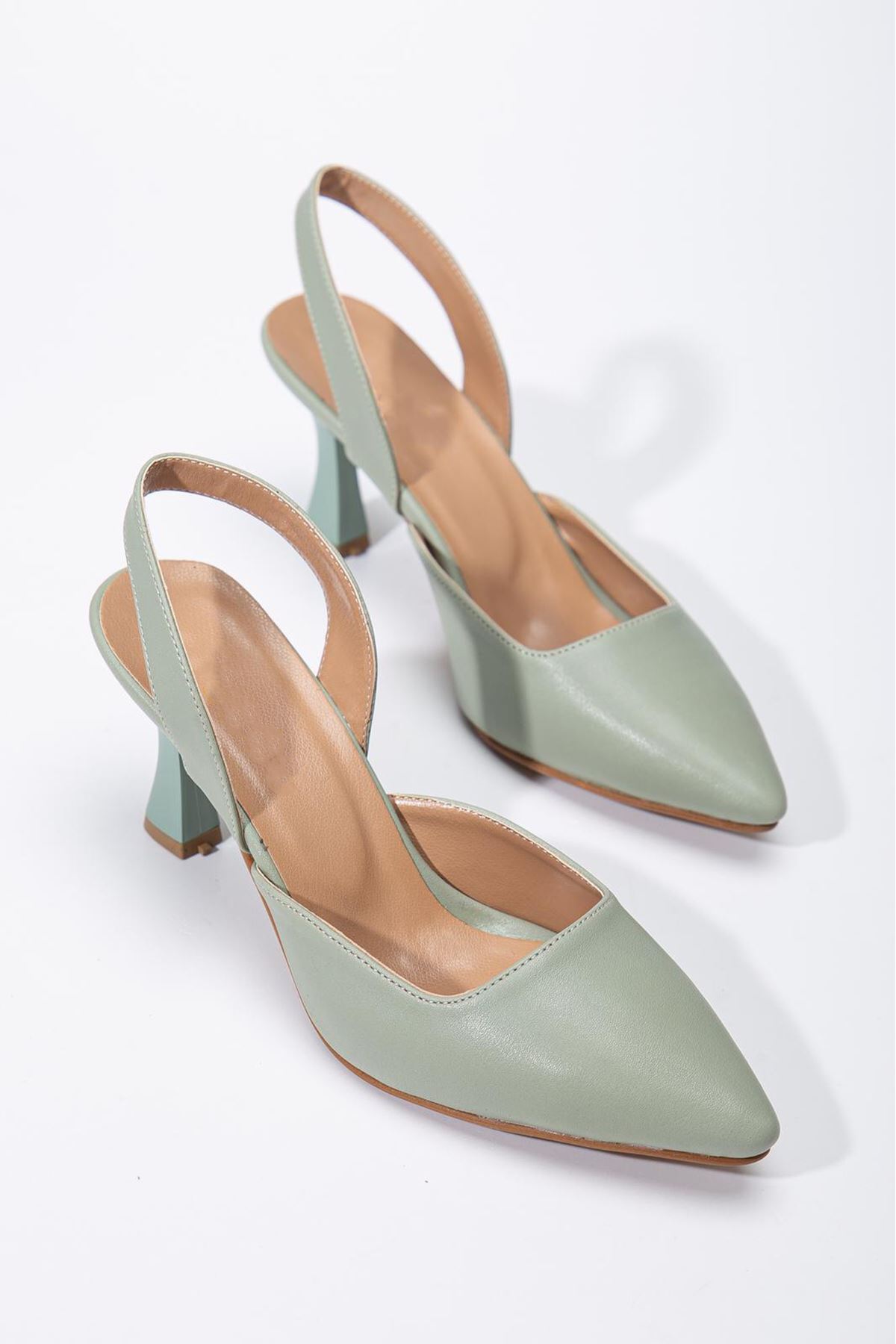 Mint Yeşili Cilt Arka Açık Kadeh Topuklu Ayakkabı